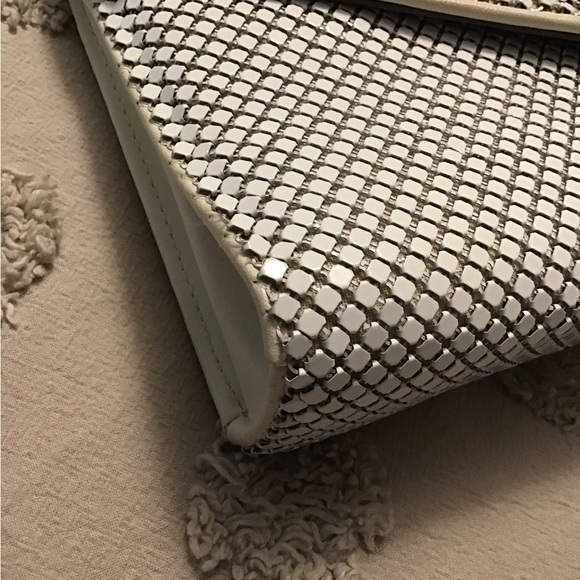 Whiting and Davis Metal Mesh White Shoulder Crossbody Bag Purse. - Picture 6 of 13
